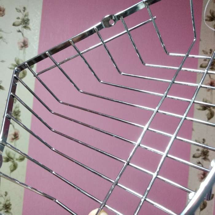 Фотография покупателя товара Полка для ванной Доляна, угловая, на присосках, 19×19×5.5 см, хромированная - Фото 5