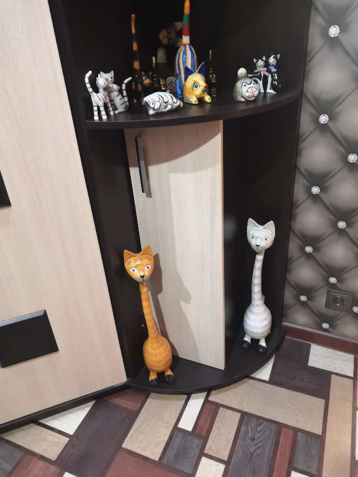 Фотография покупателя товара Сувенир «Рыжая кошечка с длинной шеей», 10×15×50 см, дерево - Фото 2