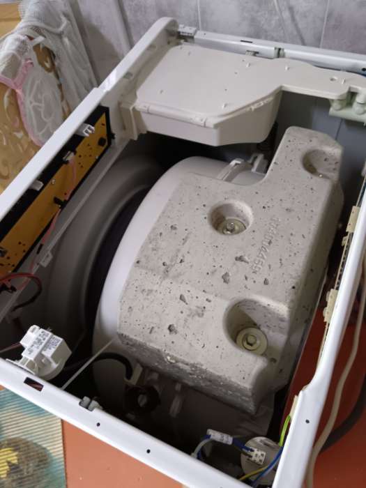 Фотография покупателя товара Стиральная машина Indesit BWSB 51051, класс А, 1000 об/мин, 5 кг, белая - Фото 1
