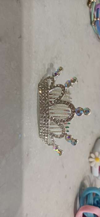 Фотография покупателя товара Диадема для волос «Королевская особа», стразы, 3.5×7.5 см, серебро - Фото 1