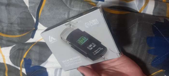 Фотография покупателя товара УЦЕНКА Весы-безмен LuazON LV-505, электронный, до 50 кг, точность до 10 г, подсветка, чёрный - Фото 2