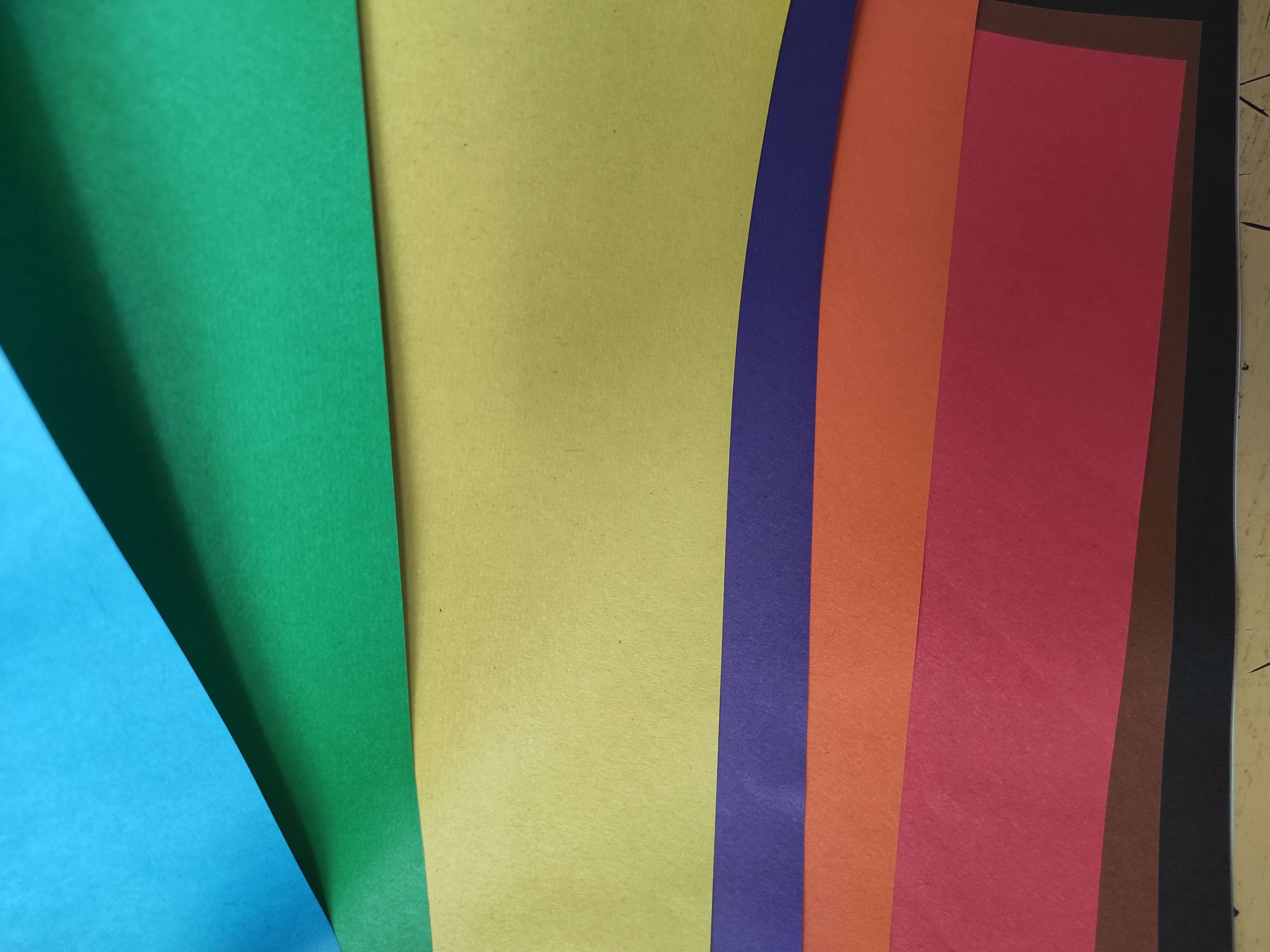 Фотография покупателя товара Бумага цветная двусторонняя А4 на скрепке, 16 листов, 8 цветов "Каляка-Маляка" - Фото 6