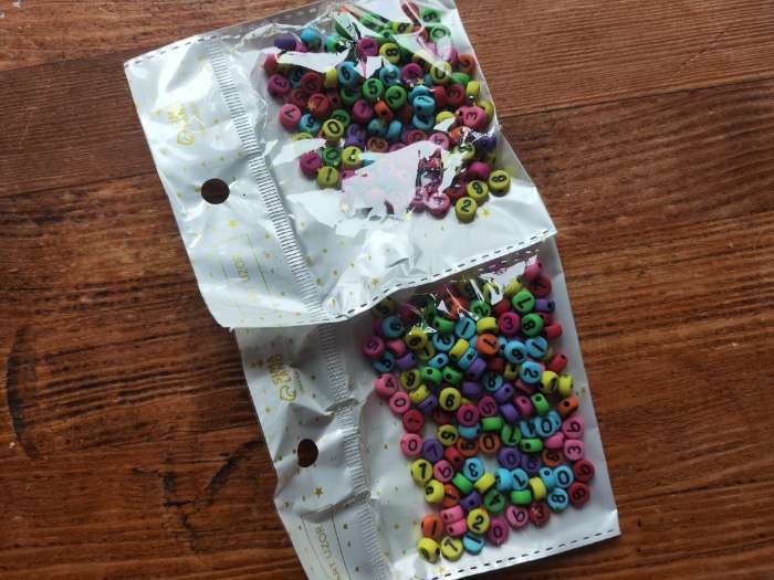 Фотография покупателя товара Набор бусин для рукоделия и плетения «Арт Узор. Разноцветные цифры», пластик, 20 г, 0.7×0.7 см - Фото 1