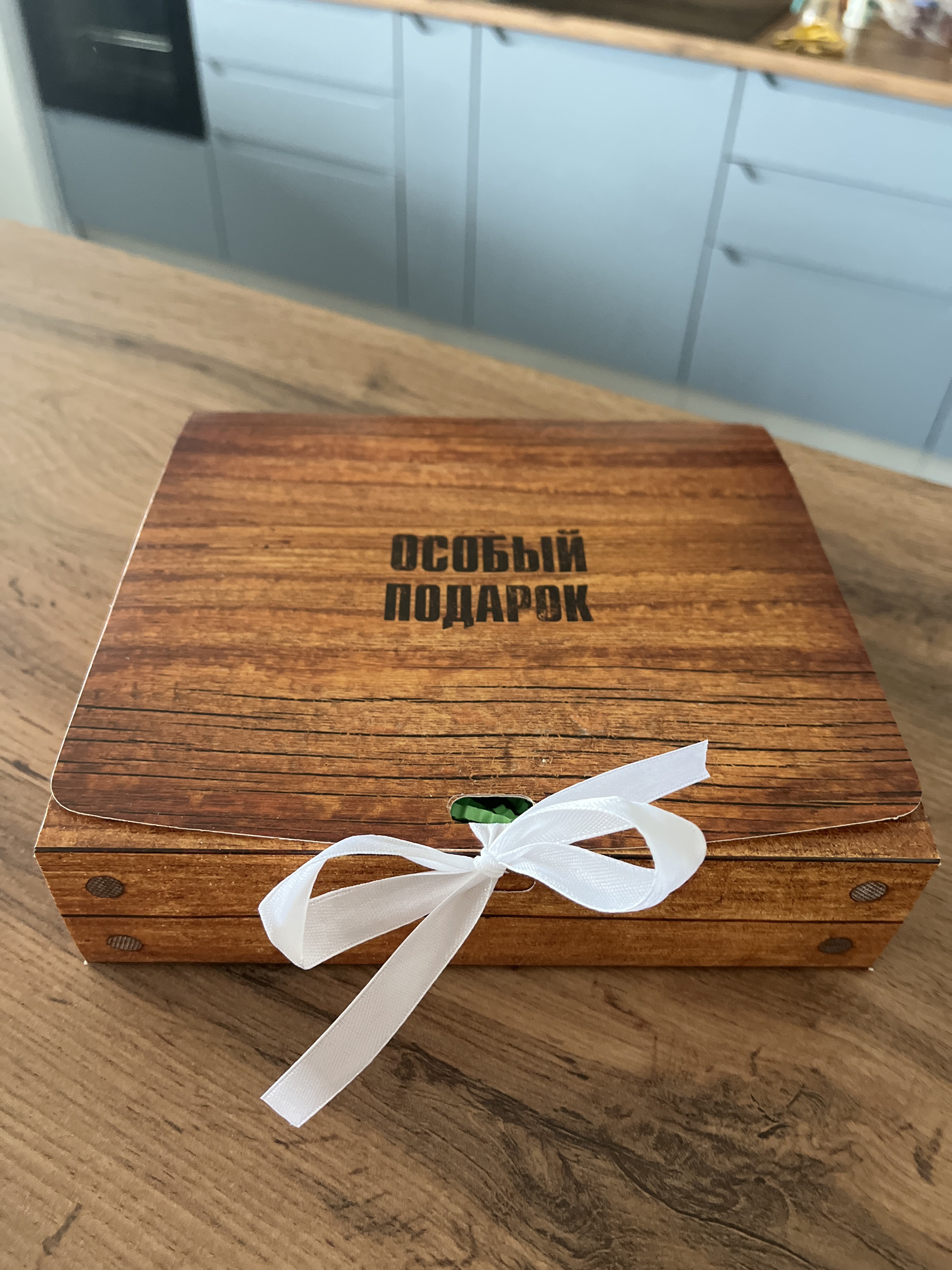 Фотография покупателя товара Коробка подарочная складная, упаковка, «С 23 февраля», 20×18×5 см - Фото 4