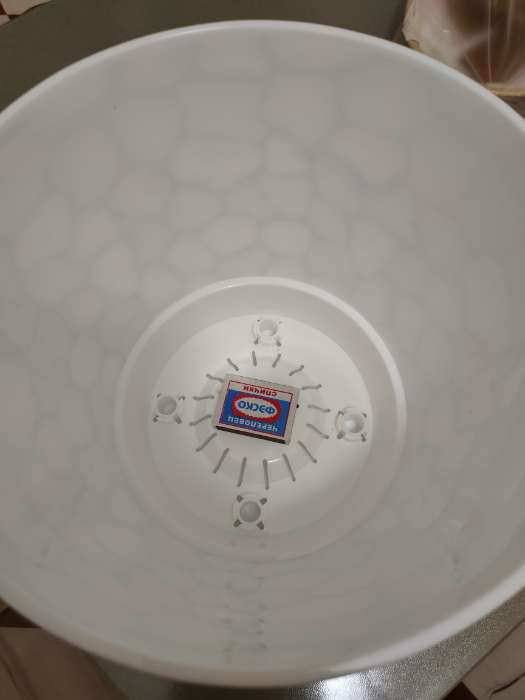 Фотография покупателя товара Горшок для цветов с поддоном «Камни», 8 л, пластиковый, белый - Фото 1