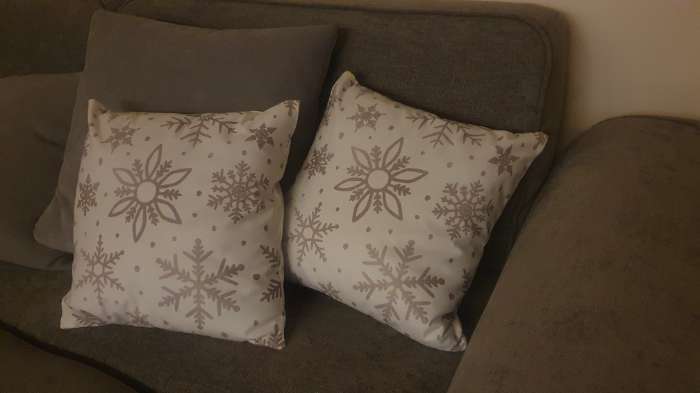 Фотография покупателя товара Наволочка декоративная новогодняя «Этель. Снежинки» 40×40 см, 100% п/э - Фото 1