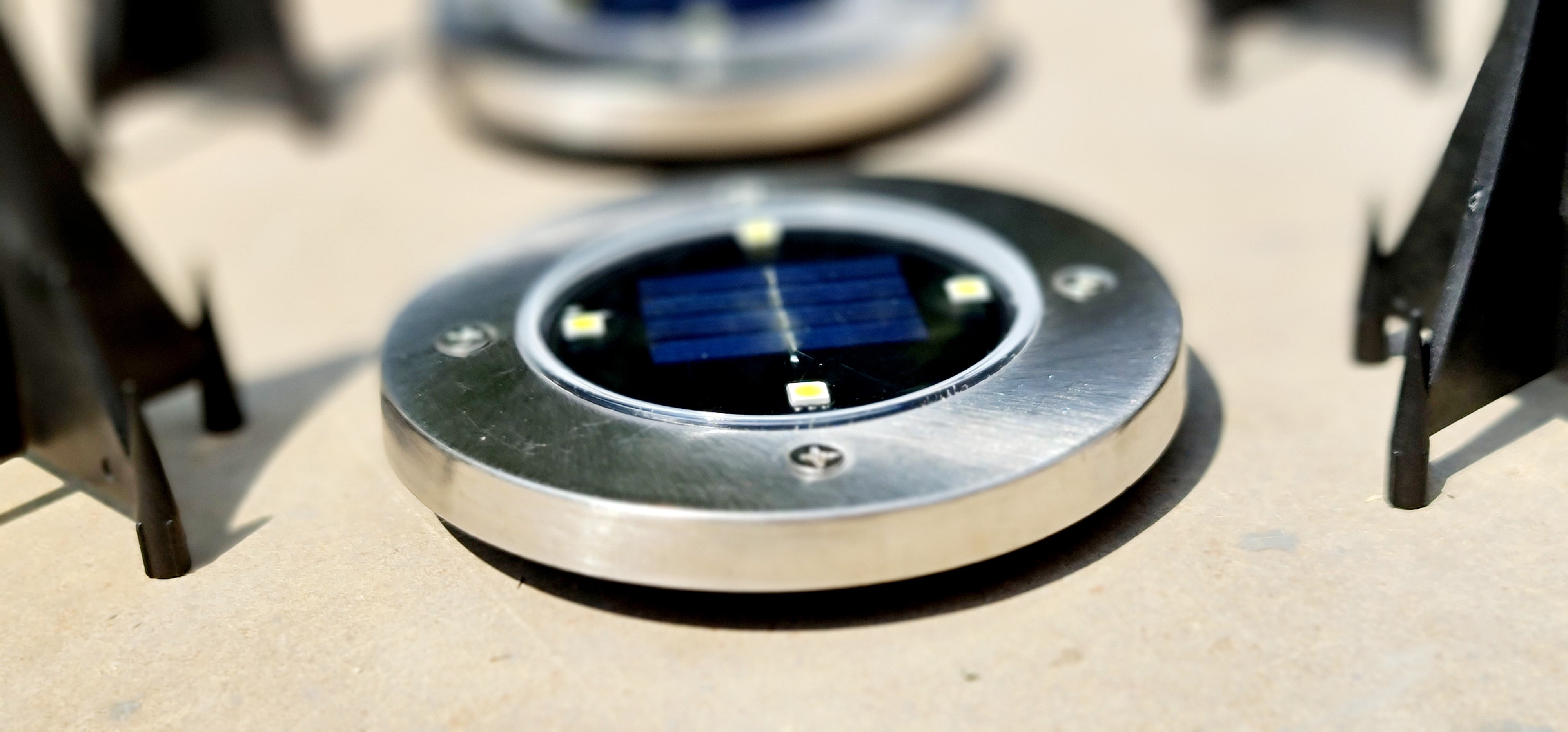 Фотография покупателя товара Садовый светильник на солнечной батарее, 11.5 × 13 × 11.5 см, 4 LED, свечение белое - Фото 11
