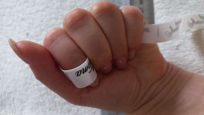 Фотография покупателя товара Нашивки на ленте «Ручная работа», 5×1.5 см, белые, чёрные - Фото 2