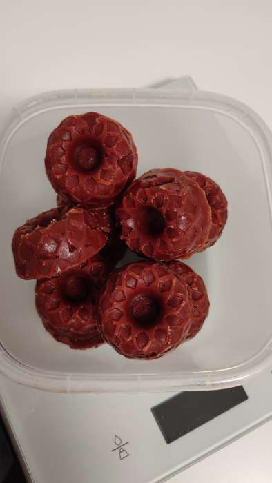 Фотография покупателя товара Форма для выпечки Доляна «Немецкий кекс. Ажур», силикон, 12 ячеек, 28×16×1.5 см, оранжевая - Фото 1