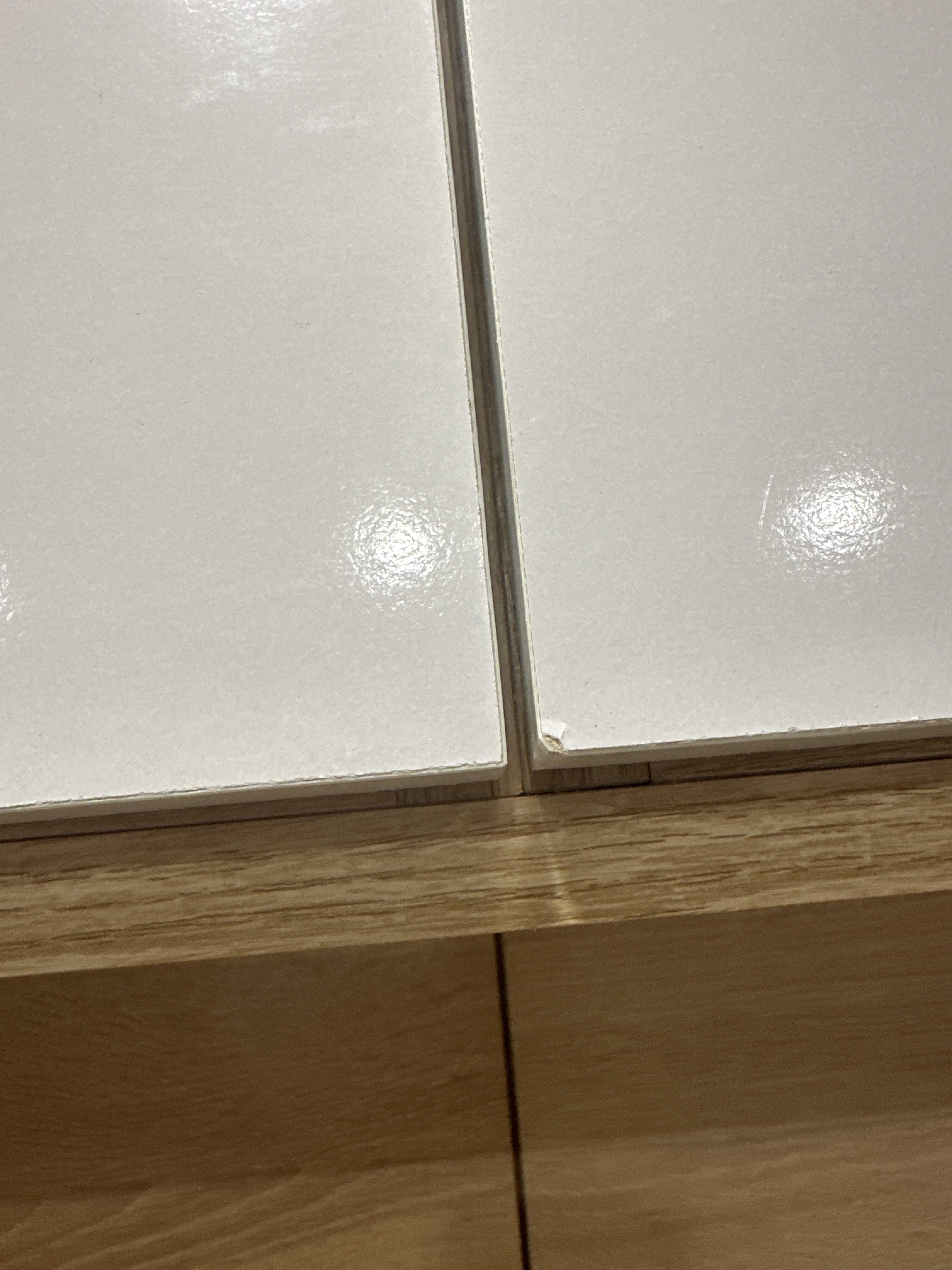 Фотография покупателя товара Кухонный гарнитур трёхуровневый в потолок «Карина», 3250 мм, цвет белый глянец/соно - Фото 5