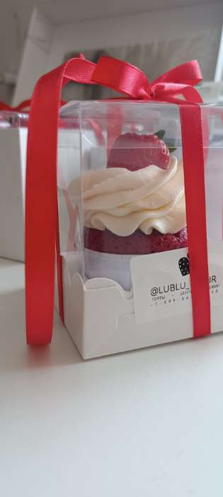 Фотография покупателя товара Коробка для 1 капкейк с окном голубая, 9.2×9.2×11.1 см - Фото 15