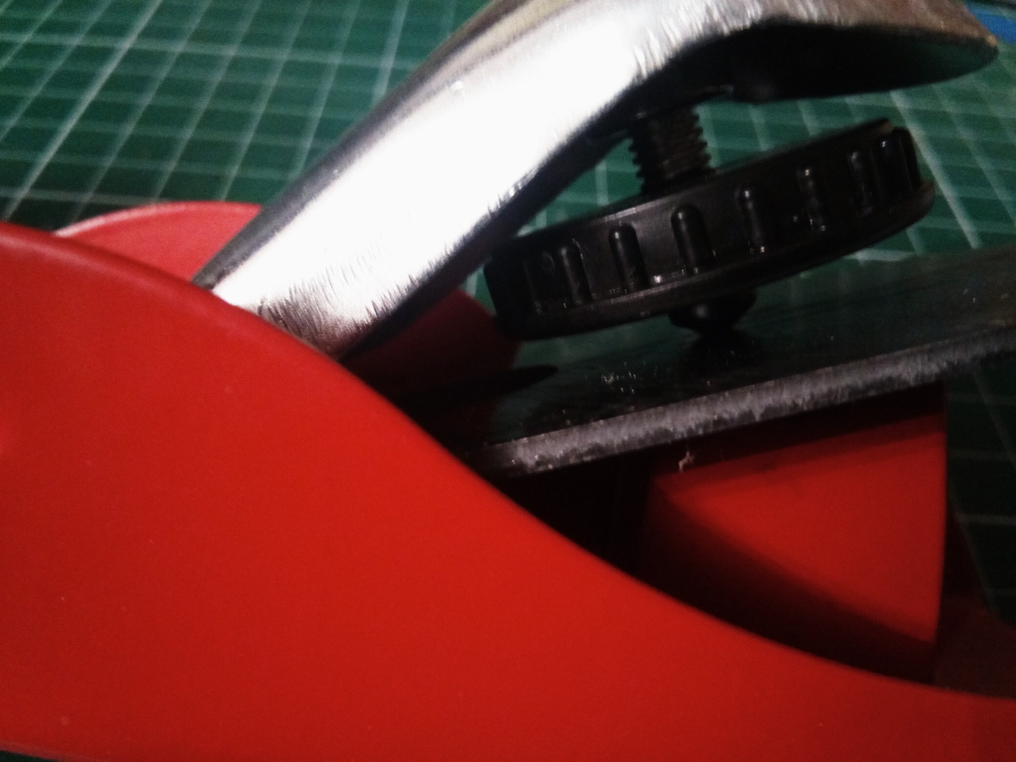 Фотография покупателя товара Рубанок металлический ТУНДРА, малогабаритный, 160×42 мм - Фото 3