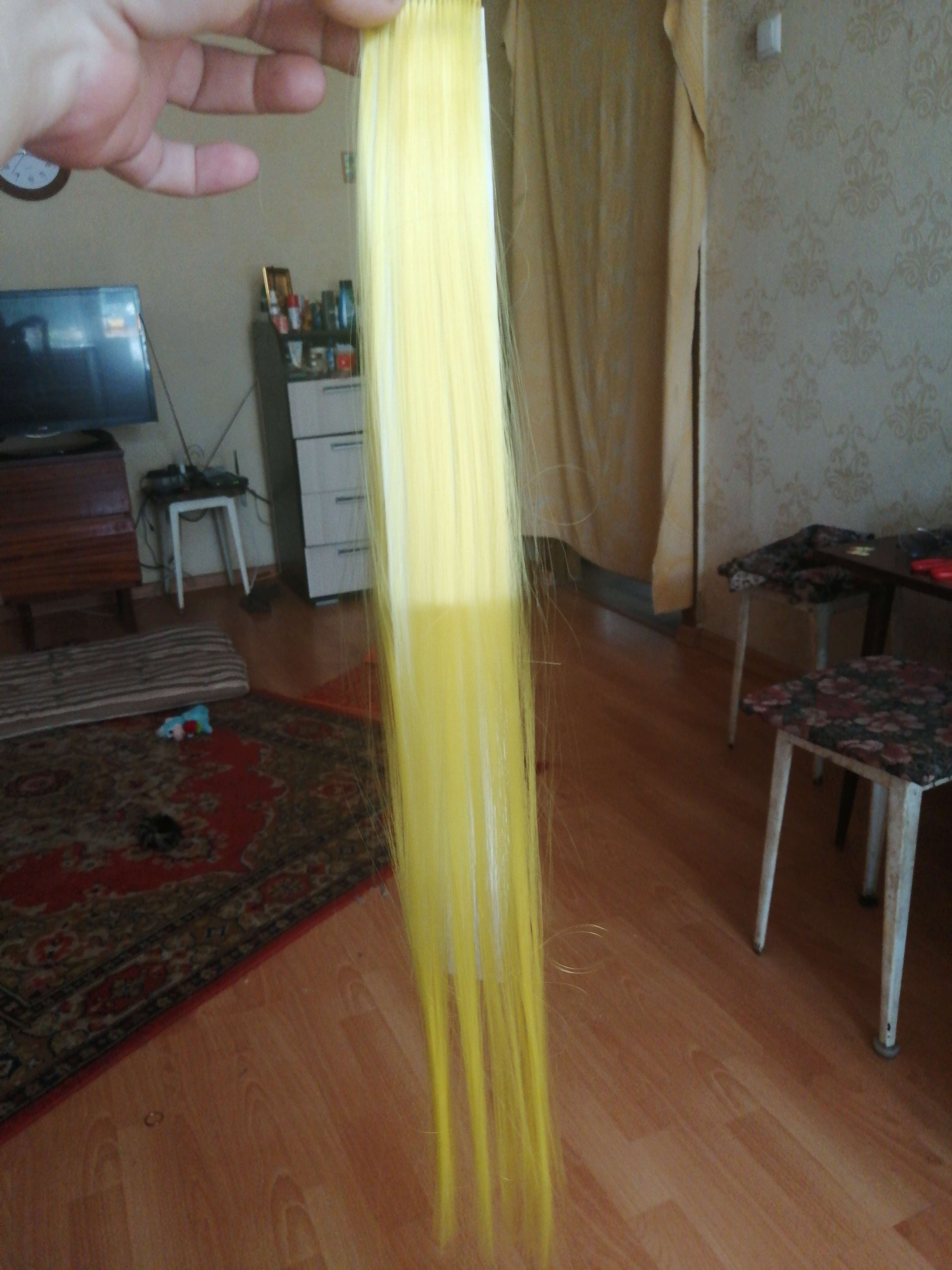 Фотография покупателя товара Локон накладной, прямой волос, на заколке, 50 см, 5 гр, цвет жёлтый - Фото 2