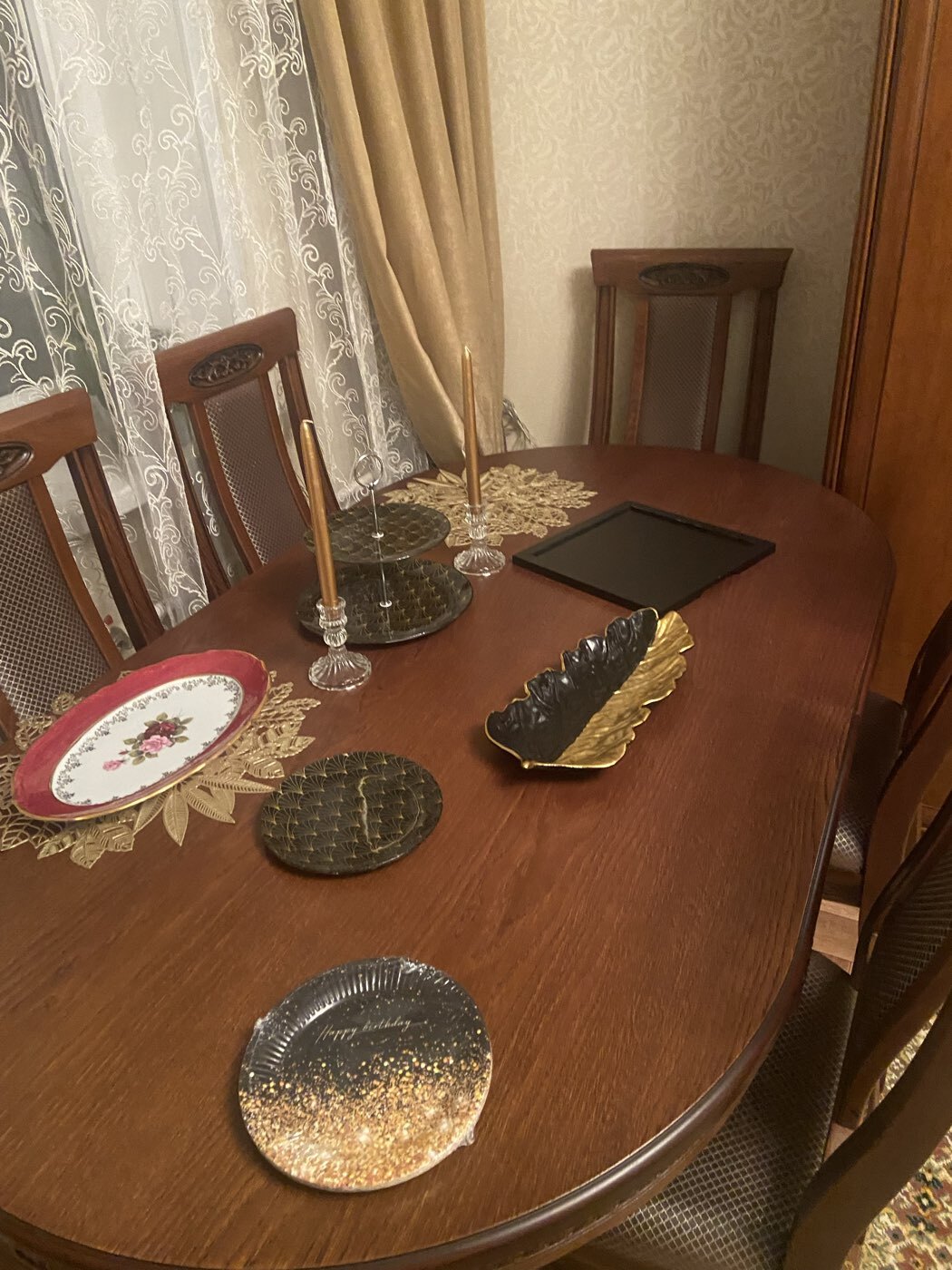 Фотография покупателя товара Этажерка - фруктовница круглая Доляна «Золотое перо», 2 яруса, d=25/20 см, стекло, цвет чёрный - Фото 1