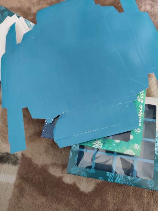 Фотография покупателя товара Коробка под 16 конфет «Новогодняя», 17.5×17.5×3.5 см - Фото 16