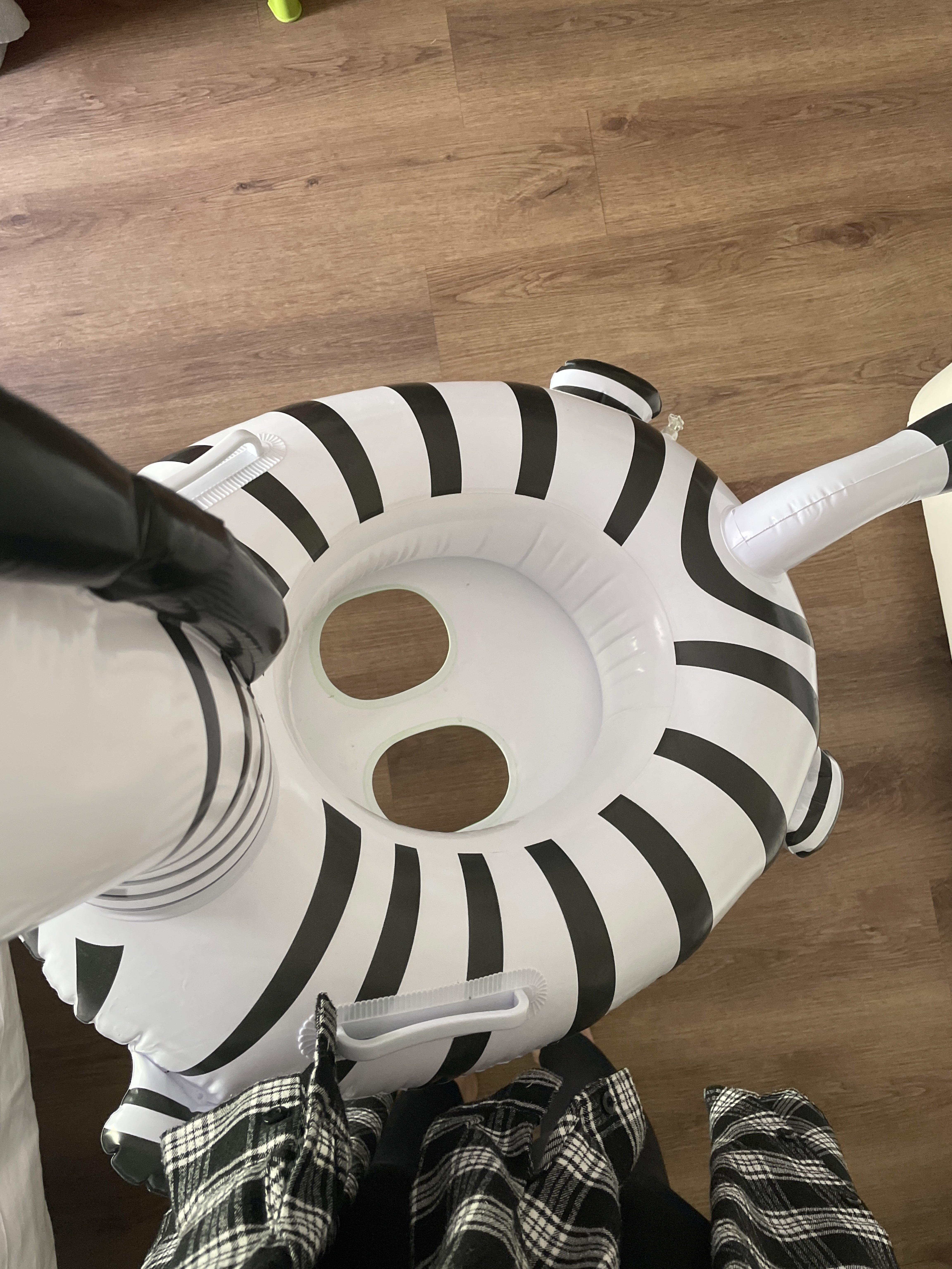 Фотография покупателя товара Плотик для плавания «На волне: Зебра», надувной, детский, 85 х 55 см, цвет МИКС - Фото 1