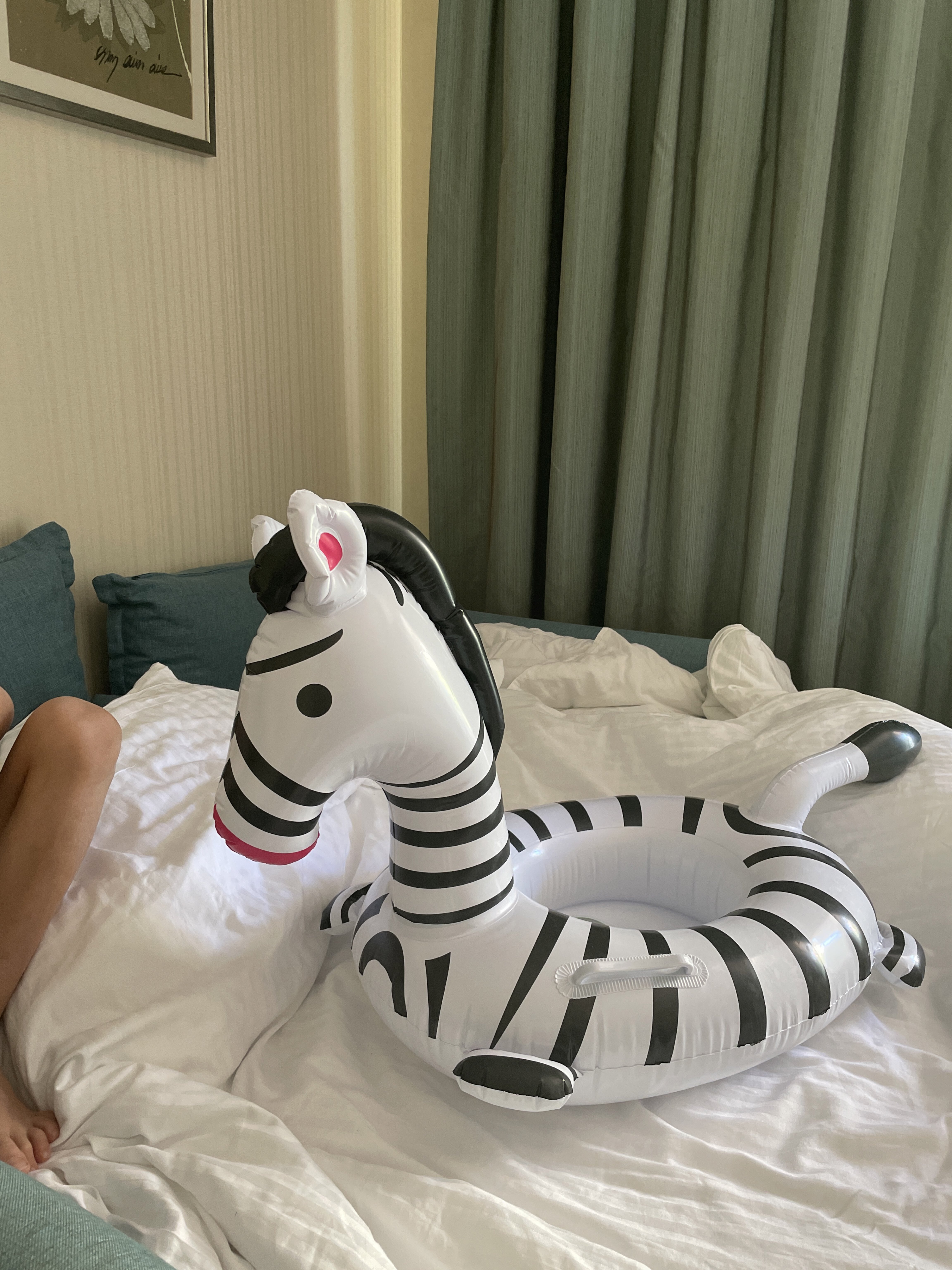 Фотография покупателя товара Плотик для плавания «На волне: Зебра», надувной, детский, 85 х 55 см, цвет МИКС - Фото 2