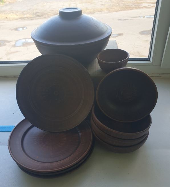 Фотография покупателя товара Набор посуды из красной глины "Эко", 9 предметов: сковорода 3,5 л, глубокие тарелки 0.8 л, плоские тарелки 20 см - Фото 21