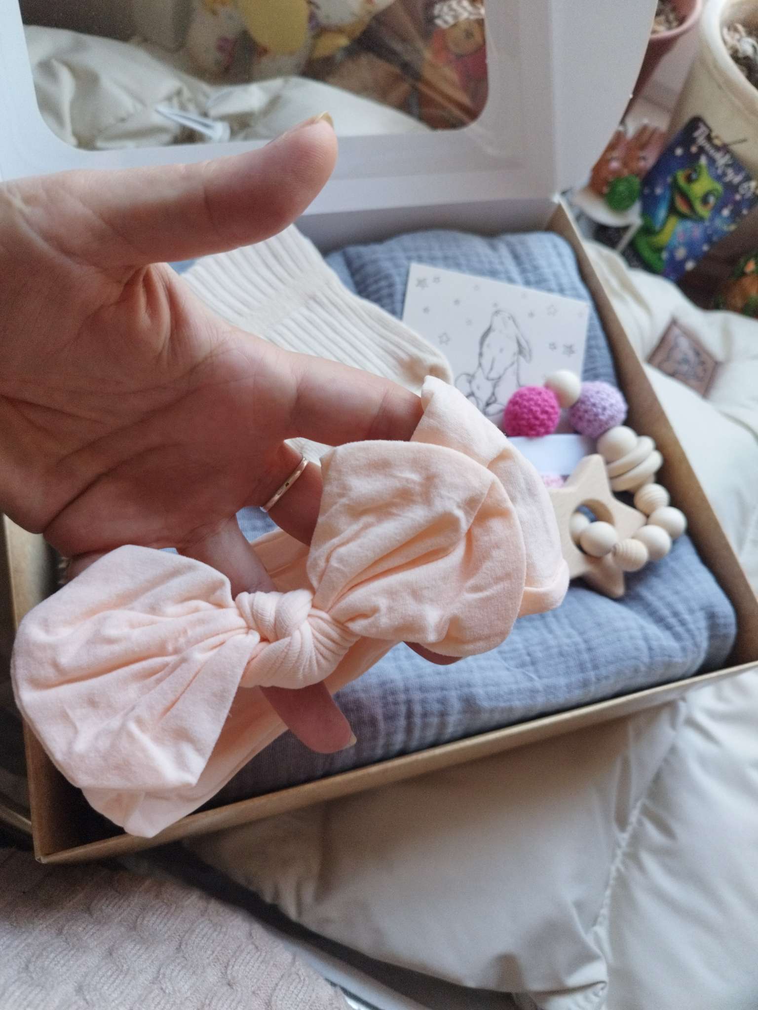 Фотография покупателя товара Подарочный набор Крошка Я "My favorite little bunny", пелёнка 100х130 см и аксессуары - Фото 2