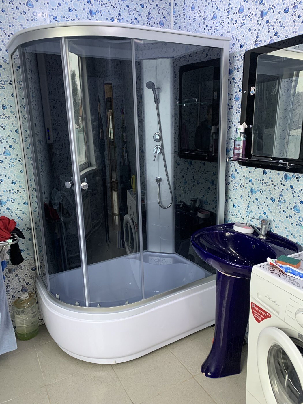 Фотография покупателя товара Душевая кабина Comforty 302R, серое стекло, задняя чёрная стеклянная панель, 120х80х215 см - Фото 7