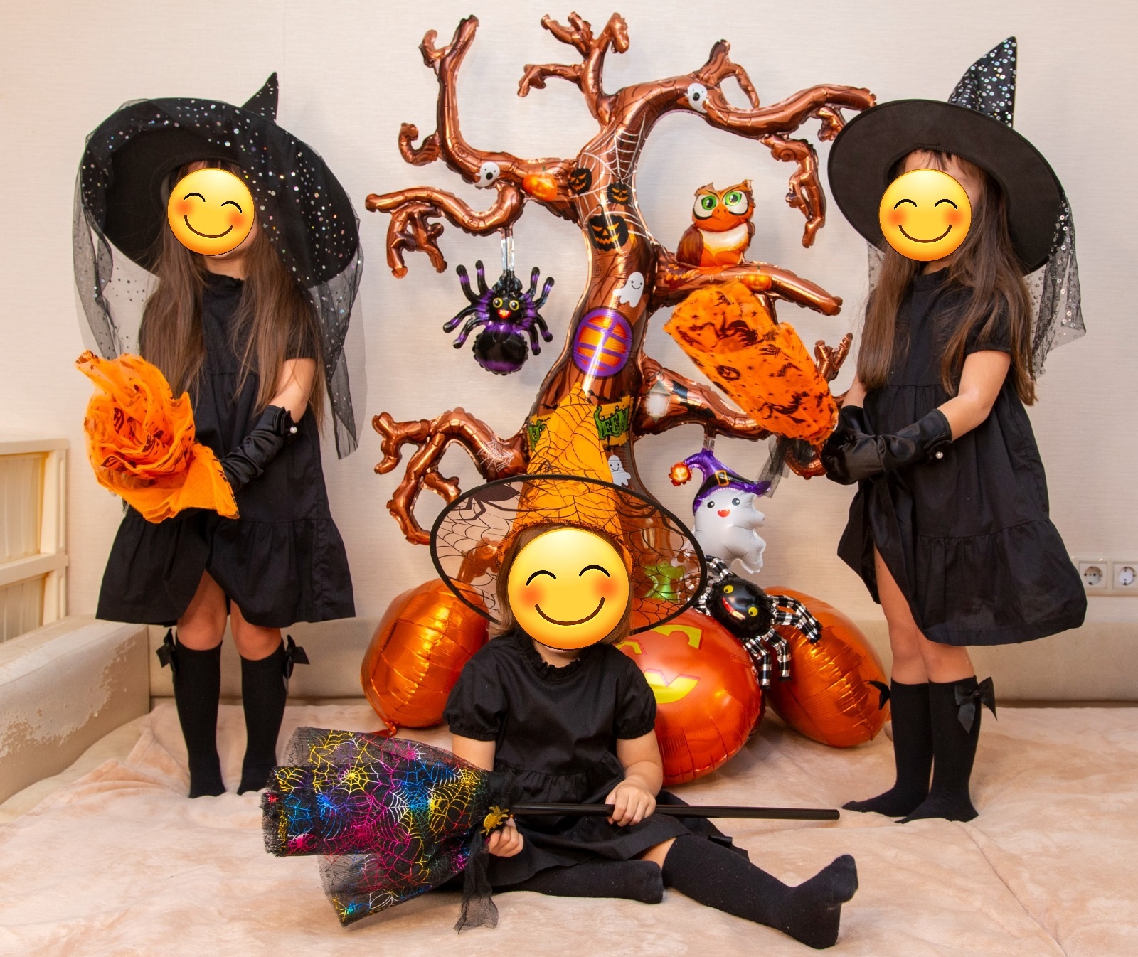 Фотография покупателя товара Воздушный шар фольгированный 50" «Дерево-хэллоуин», на подставке, под воздух - Фото 7