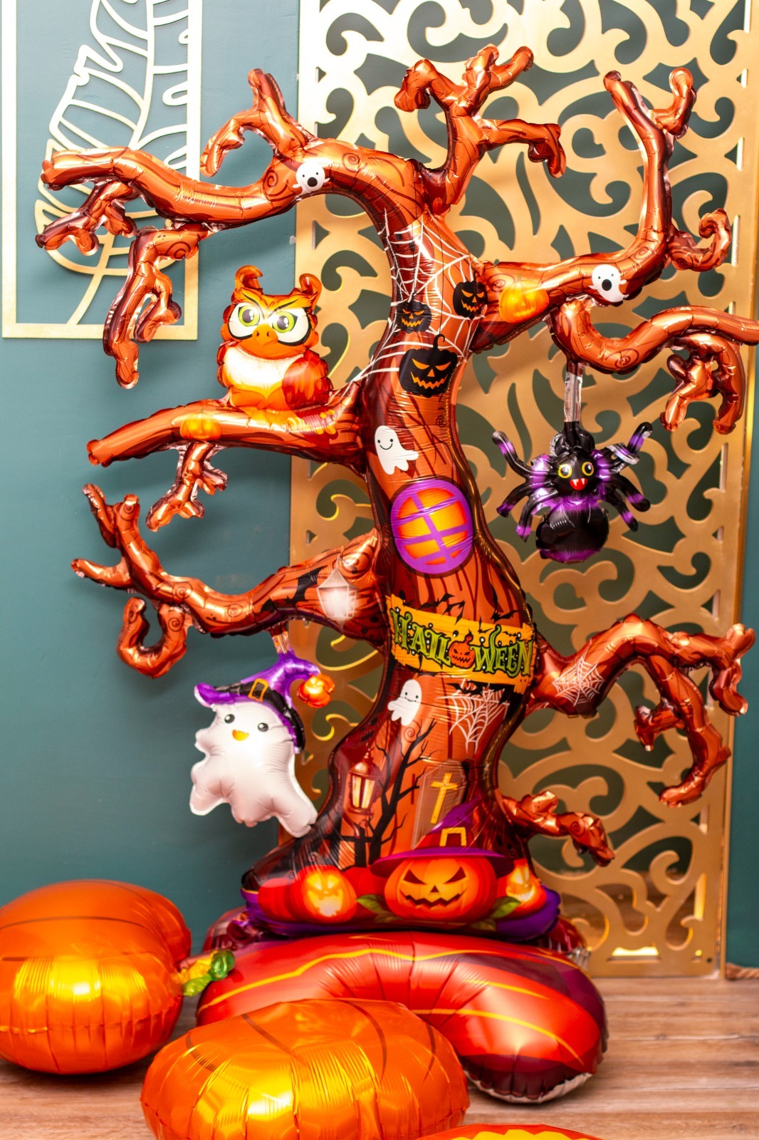 Фотография покупателя товара Воздушный шар фольгированный 50" «Дерево-хэллоуин», на подставке, под воздух - Фото 6