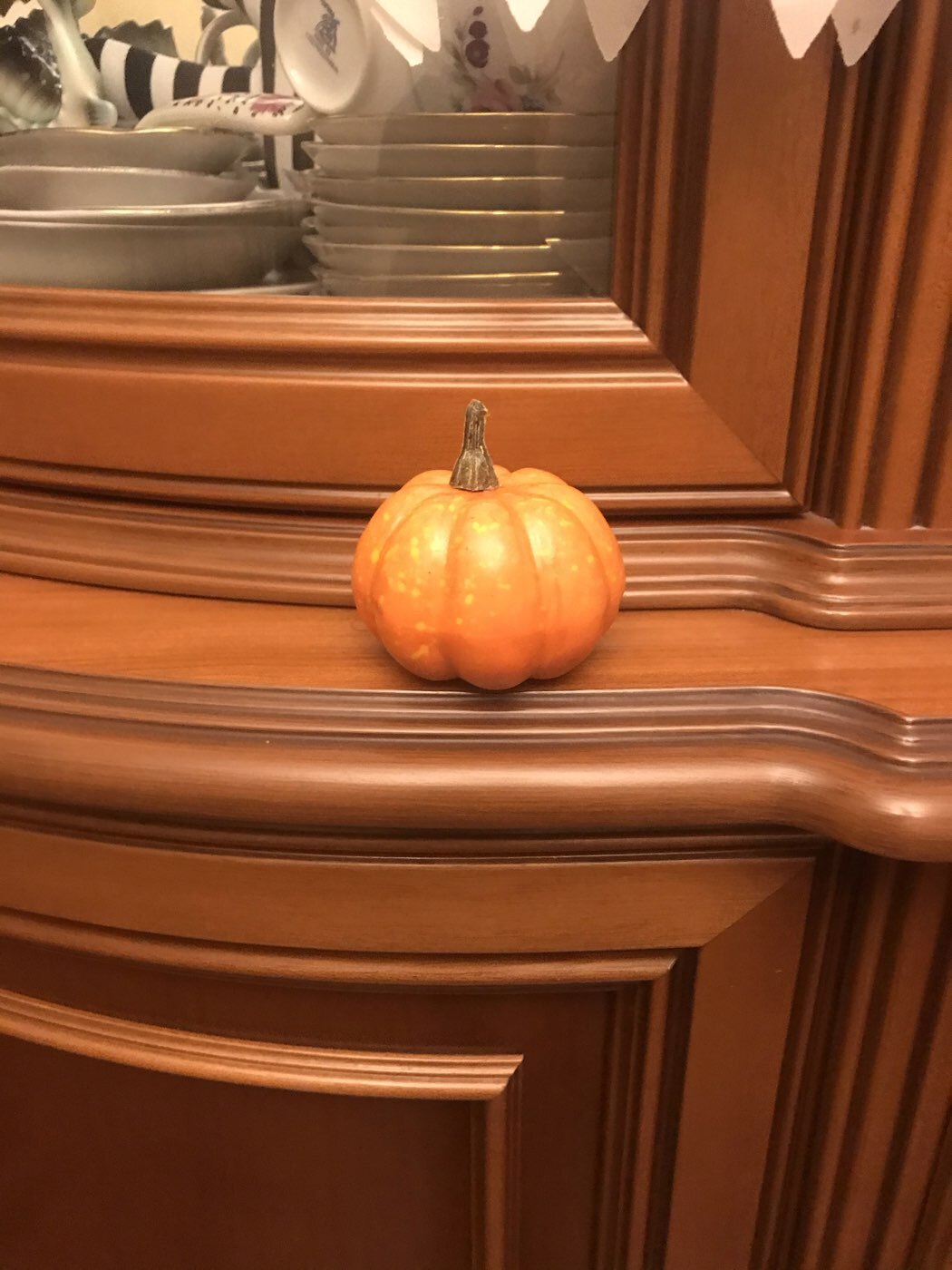 Фотография покупателя товара Декор «Тыква», в фиолетовом цвете, 9.5×9.5×12 см - Фото 4