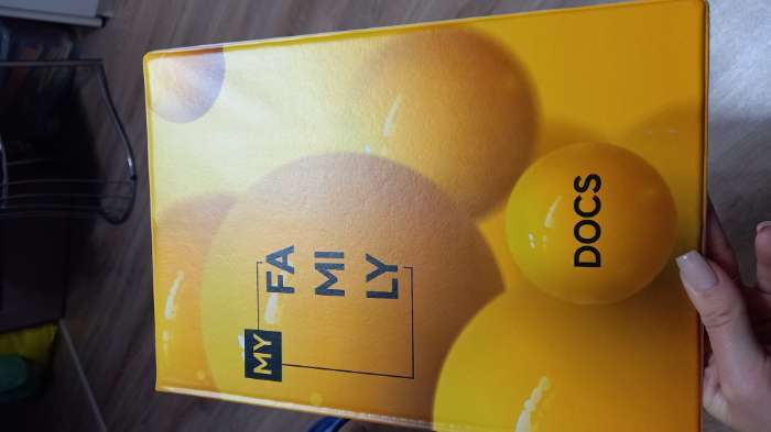 Фотография покупателя товара Папка для семейных документов Docs, 8 файлов А4 - Фото 1