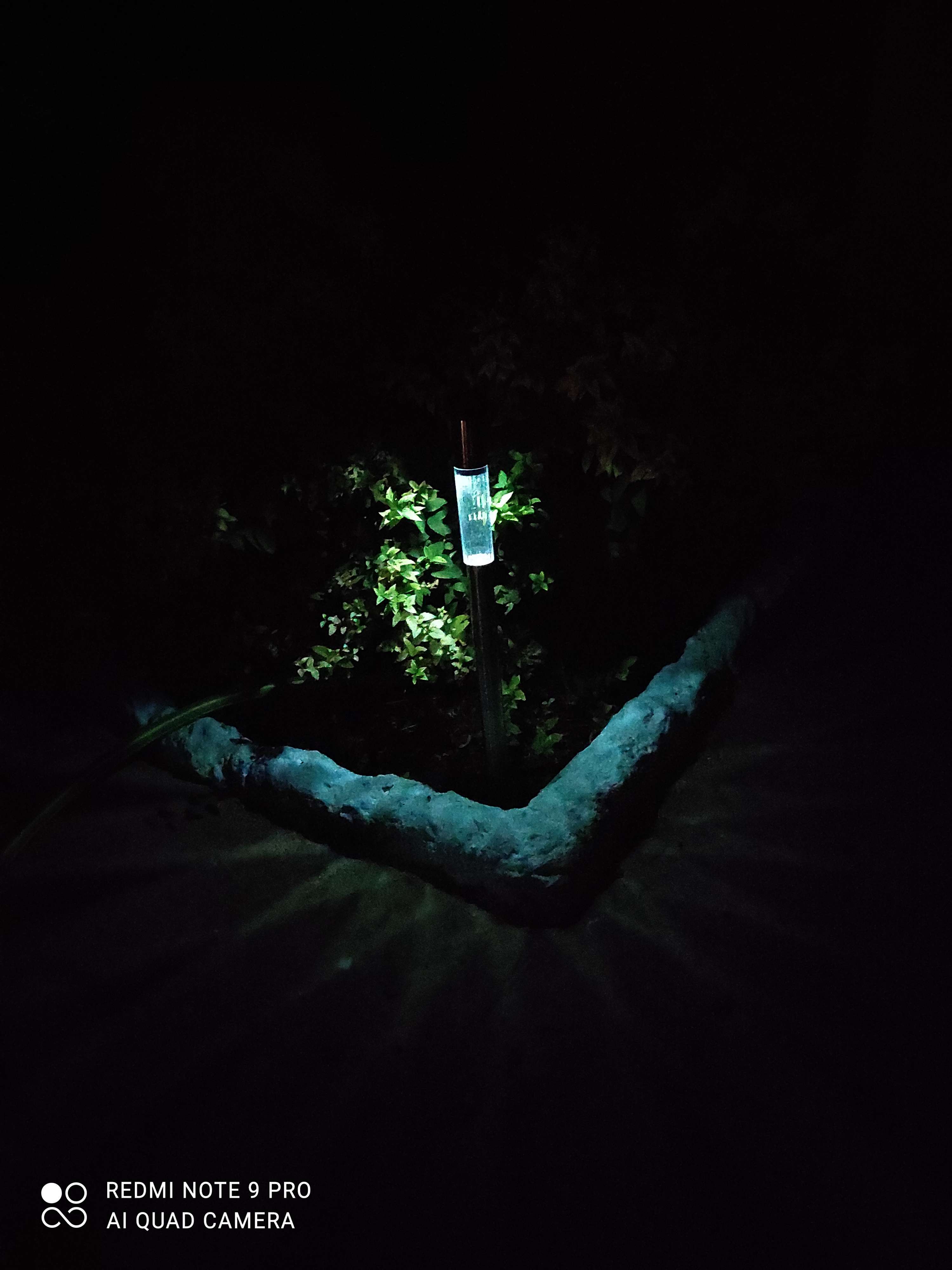 Фотография покупателя товара Садовый светильник на солнечной батарее «Столбик», 55 см, 1 LED, свечение тёплое белое