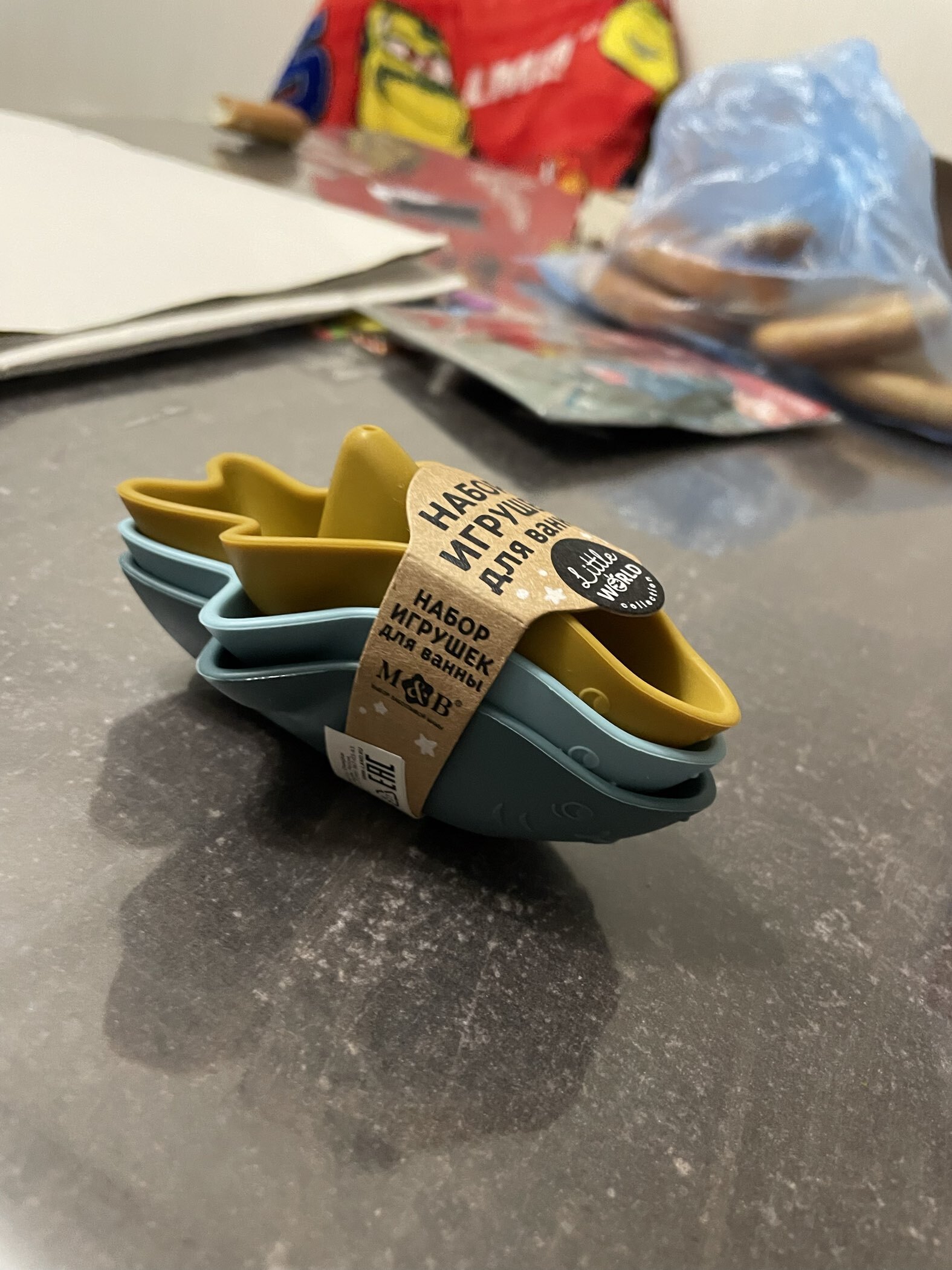 Фотография покупателя товара Игрушки для ванны M&B «Кораблики - акулы», силиконовые, 3 шт. - Фото 1