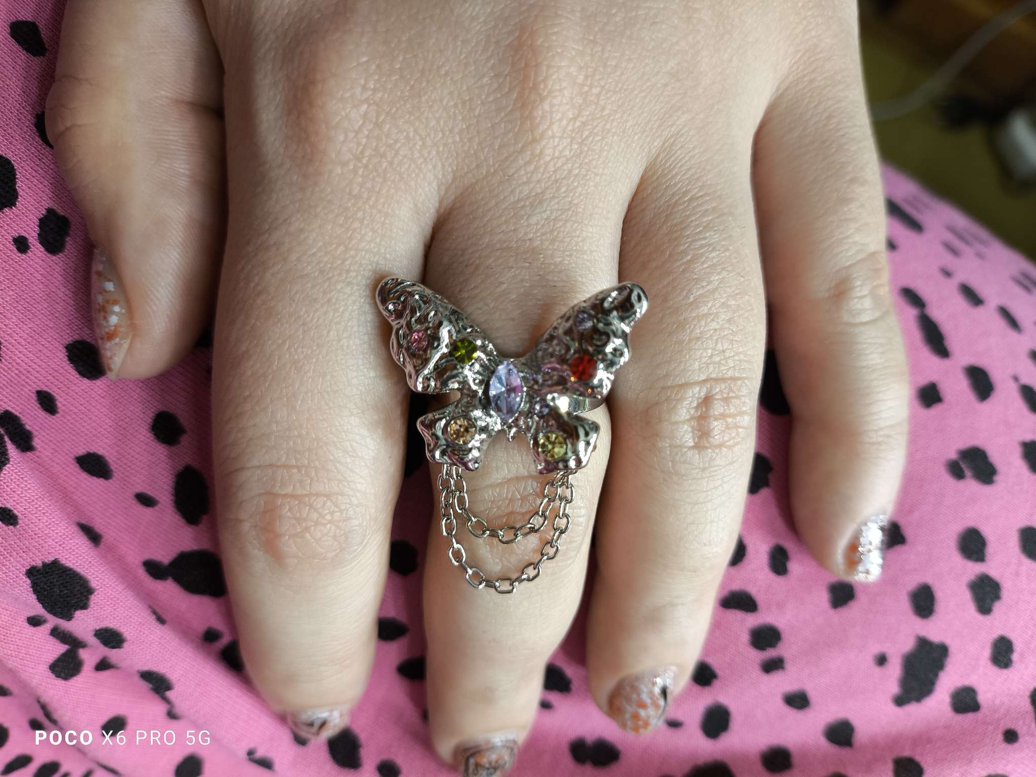 Фотография покупателя товара Кольцо «Бабочка» с цепочкой, цветное в золоте, безразмерное - Фото 1