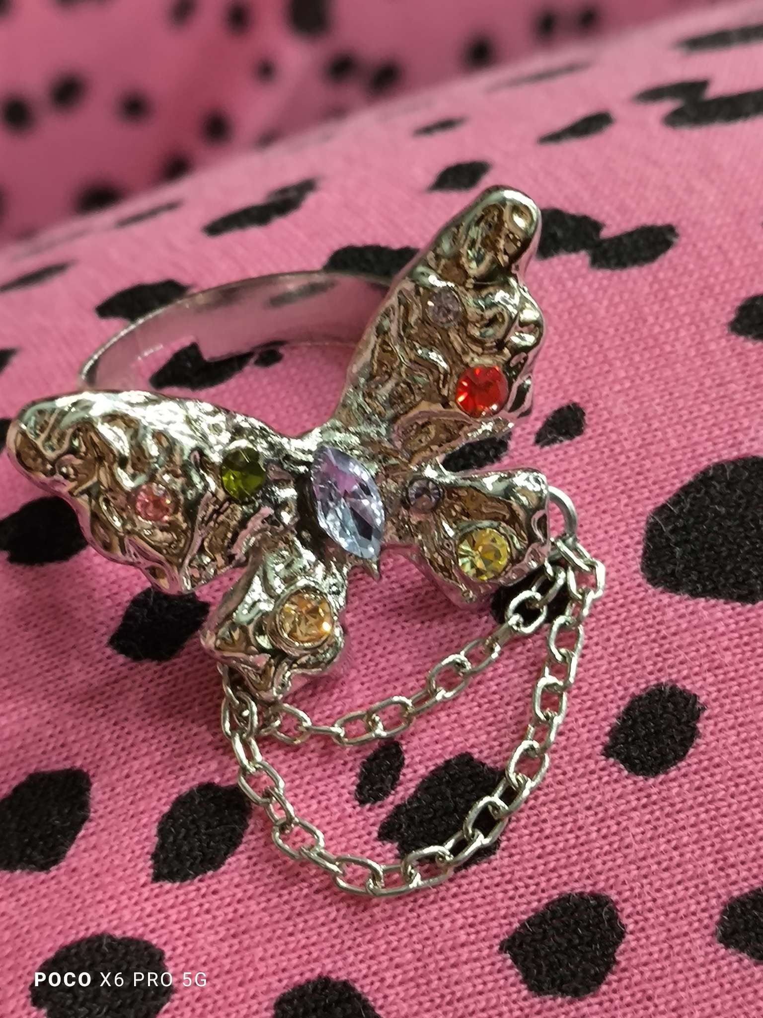 Фотография покупателя товара Кольцо «Бабочка» с цепочкой, цветное в золоте, безразмерное - Фото 2