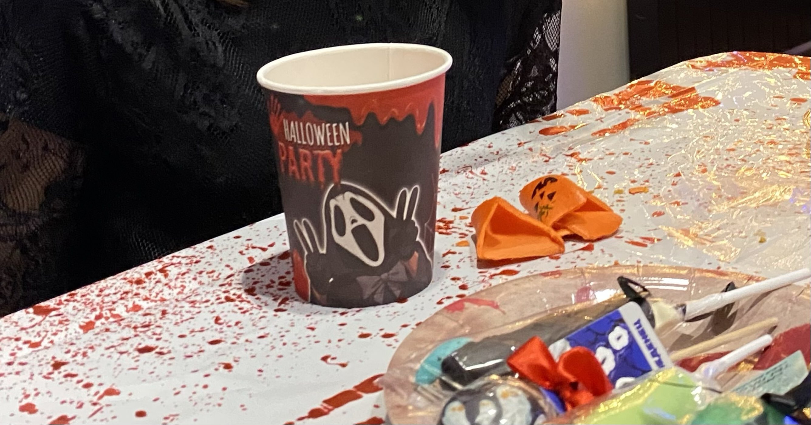 Фотография покупателя товара Стакан одноразовый бумажный Halloween party, 250 мл , на Хэллоуин - Фото 1