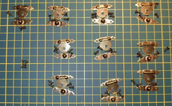 Фотография покупателя товара Замок для шкатулки, ключницы, металл под бронзу, с крепежом, набор 10 шт., 2×3 см - Фото 1