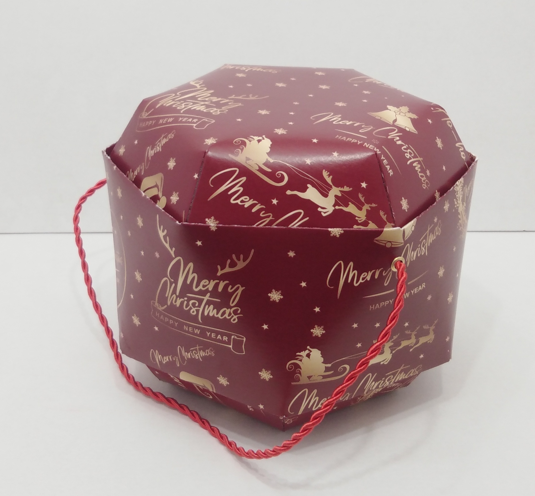 Фотография покупателя товара Бумага упаковочная новогодняя глянцевая «С новым годом!», 70×100 см - Фото 3