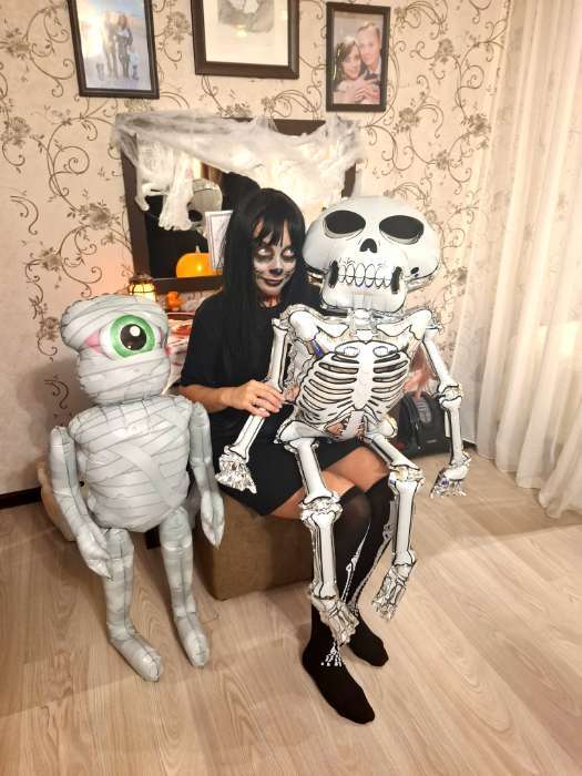 Фотография покупателя товара Шар воздушный фольгированный 60" «Скелет» - Фото 3