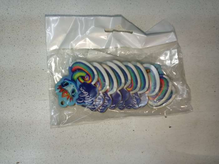 Фотография покупателя товара Бирка-подвеска «Змейка в короне: ёлочная игрушка», заготовка для творчества, 3.9×4.4 см - Фото 1