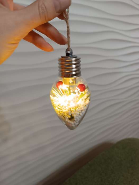 Фотография покупателя товара Ёлочный шар «Снежная хвоя», d=6 см, 1 LED, от батареек LR44×3, свечение тёплое белое - Фото 5