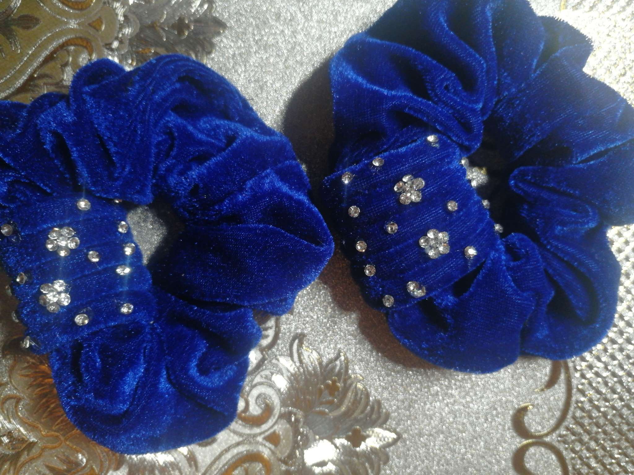 Фотография покупателя товара Резинка для волос QF «Орбита», бархат - Фото 1