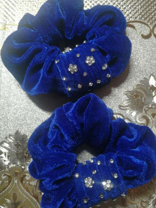 Фотография покупателя товара Резинка для волос QF «Орбита», бархат - Фото 2