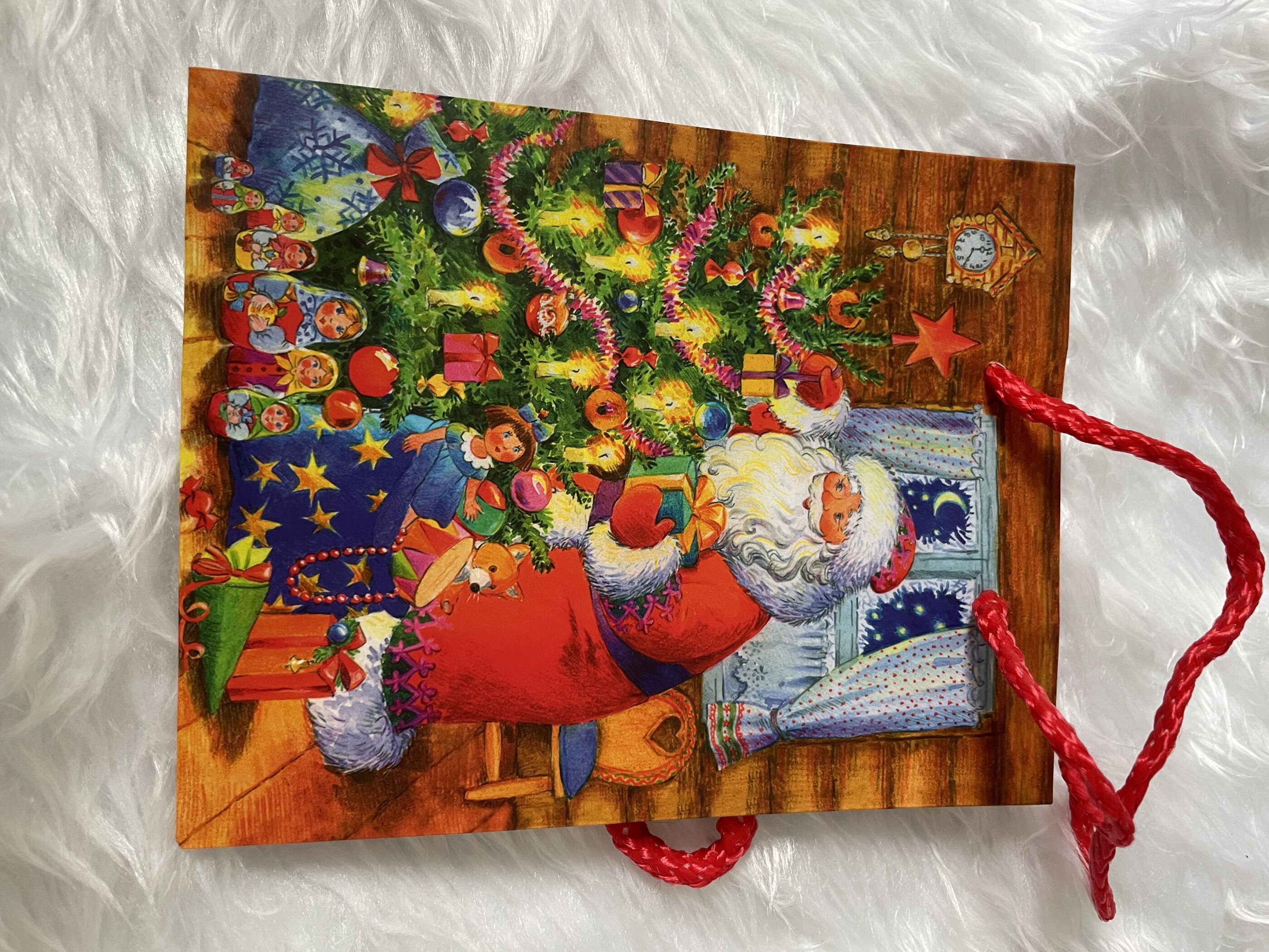 Фотография покупателя товара Пакет подарочный новогодний «Снегирь на ветке», 11.5×14.5×6.5 см - Фото 3