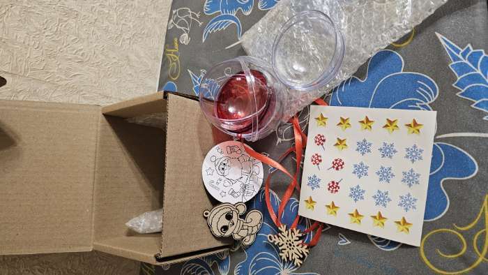 Фотография покупателя товара Набор для творчества новогодний «Ёлочная игрушка. Лошадка», шары 3 шт., фигурки под роспись - Фото 2