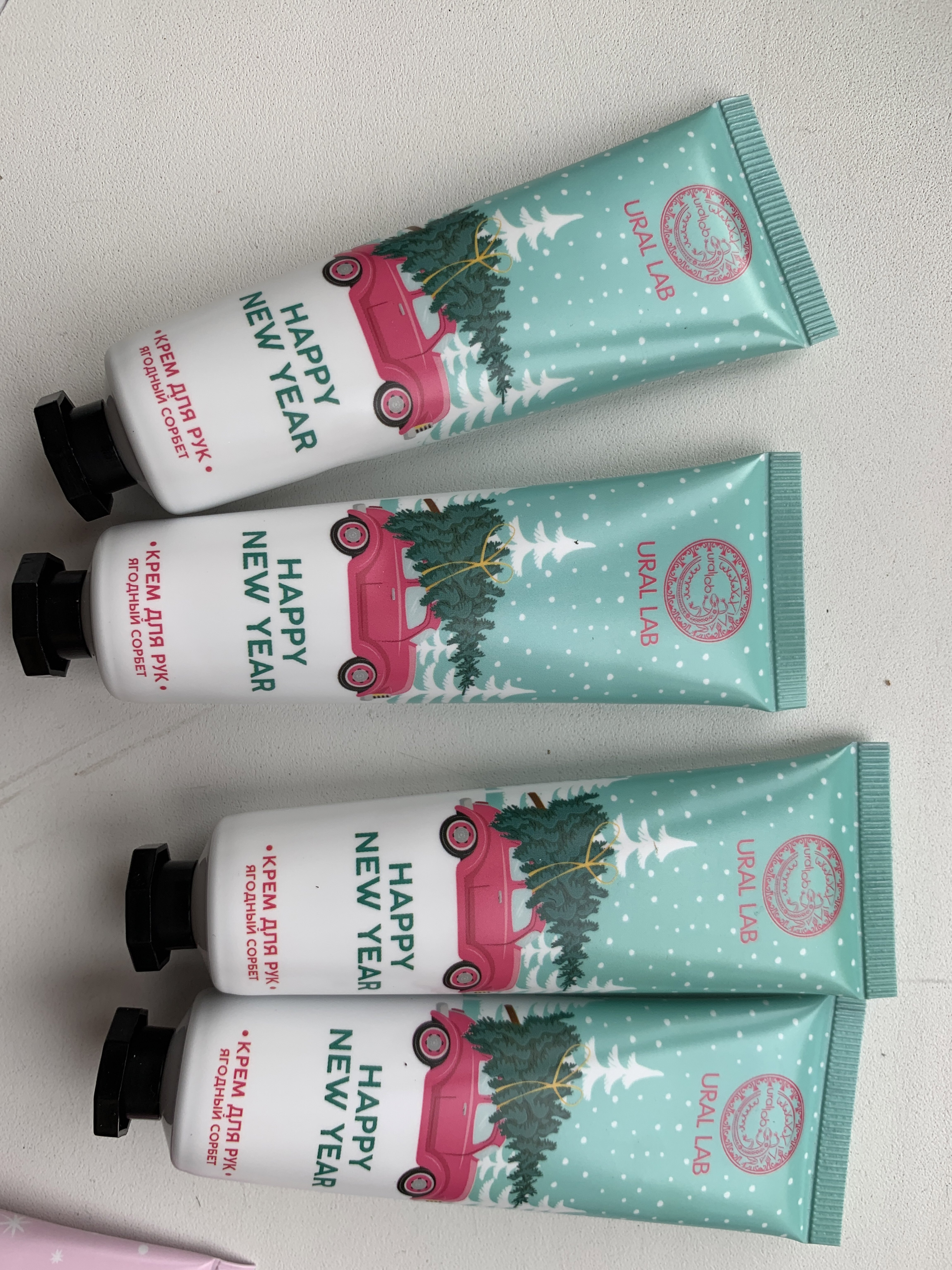 Фотография покупателя товара Крем для рук новогодний Sweet Holiday увлажняющий, 30 мл, URAL LAB - Фото 4