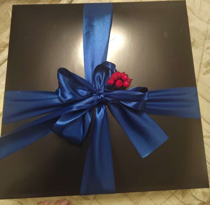 Фотография покупателя товара Коробка подарочная складная, упаковка, «Белая», 30×20×9 см - Фото 3