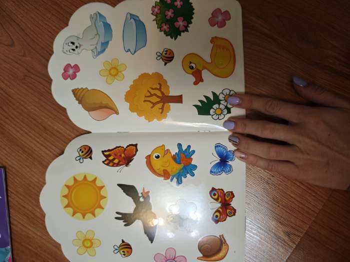 Фотография покупателя товара Раскраска детская «Котёнок», 12 стр., с наклейками - Фото 5