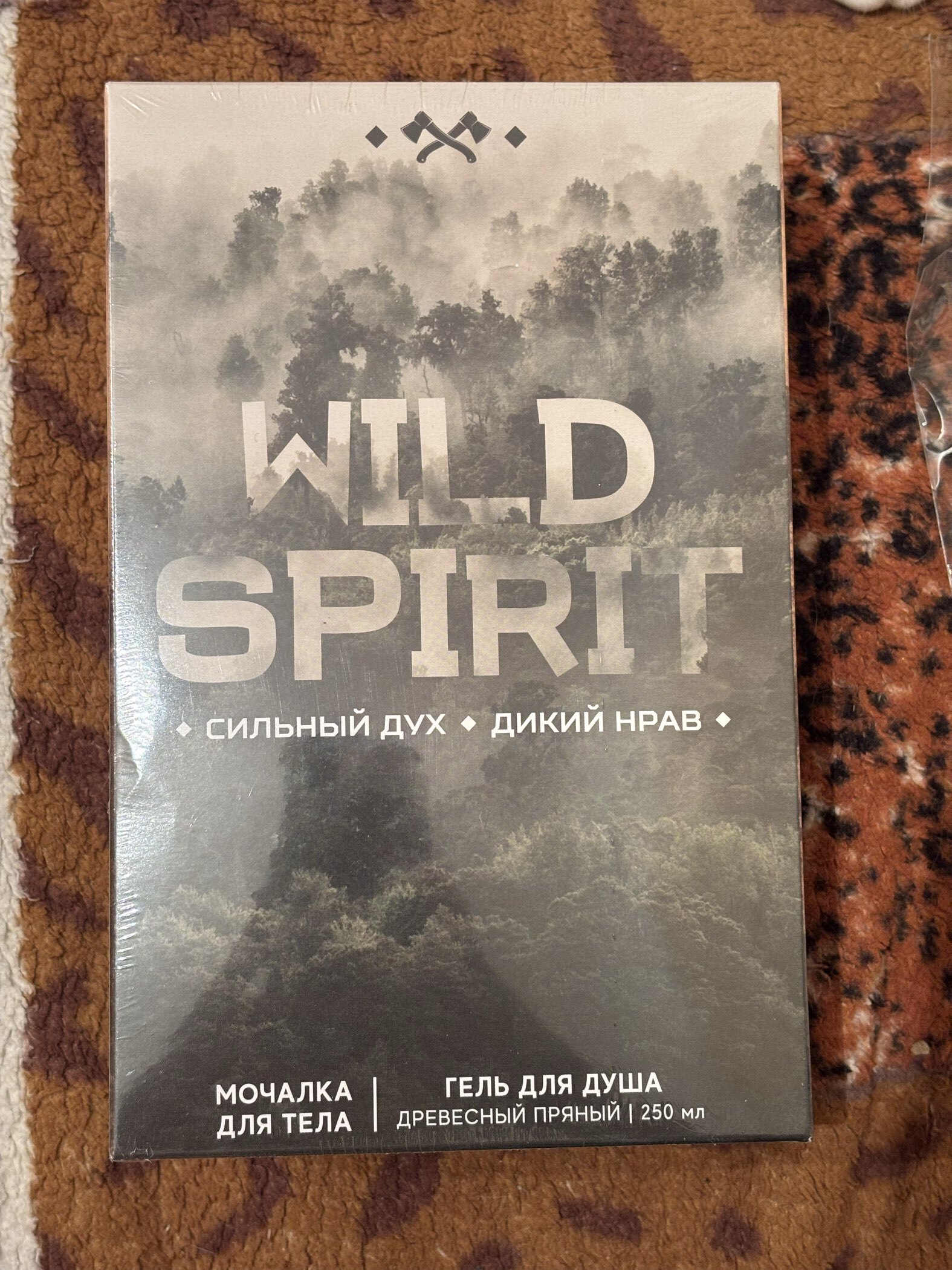 Фотография покупателя товара Подарочный набор косметики на 23 февраля «Сильный духом», гель для душа 250 мл и мочалка для тела, HARD LINE - Фото 1