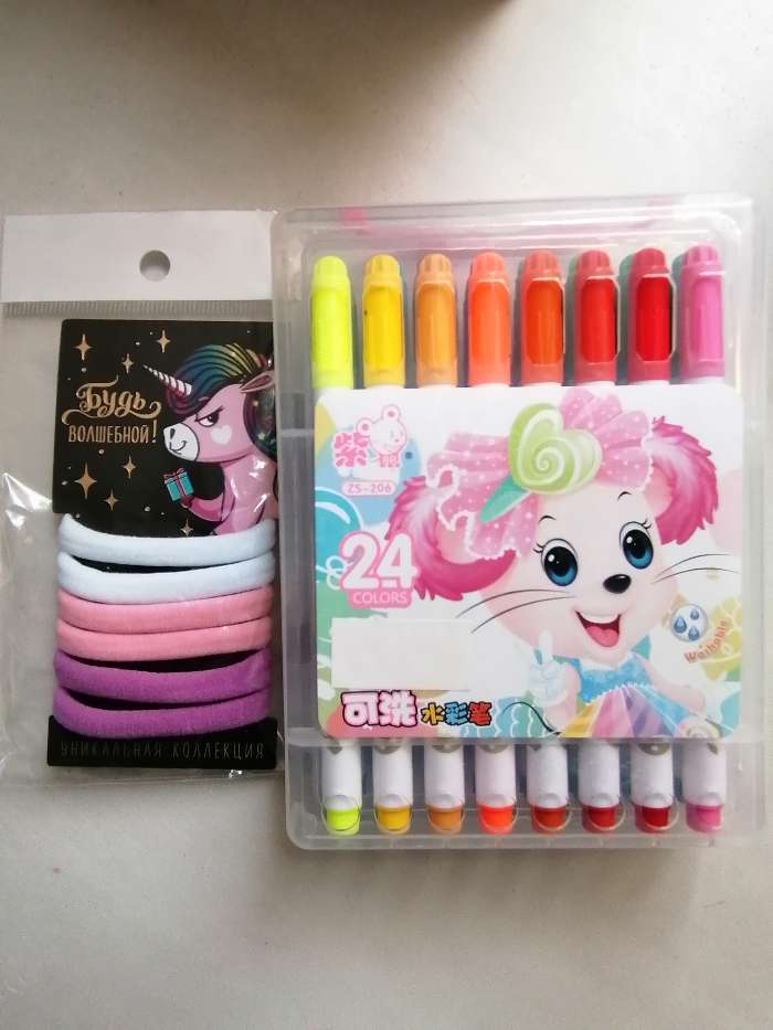 Фотография покупателя товара Фломастеры 24 цвета "Мышка", в пластиковом пенале с ручкой, вентилируемый колпачок