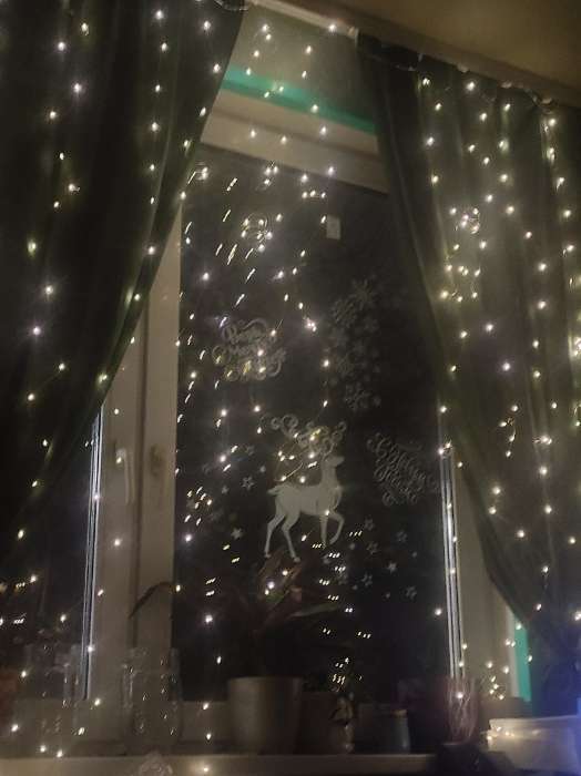 Фотография покупателя товара Наклейки на окна многоразовые «С Новым годом», 50×70 см - Фото 10