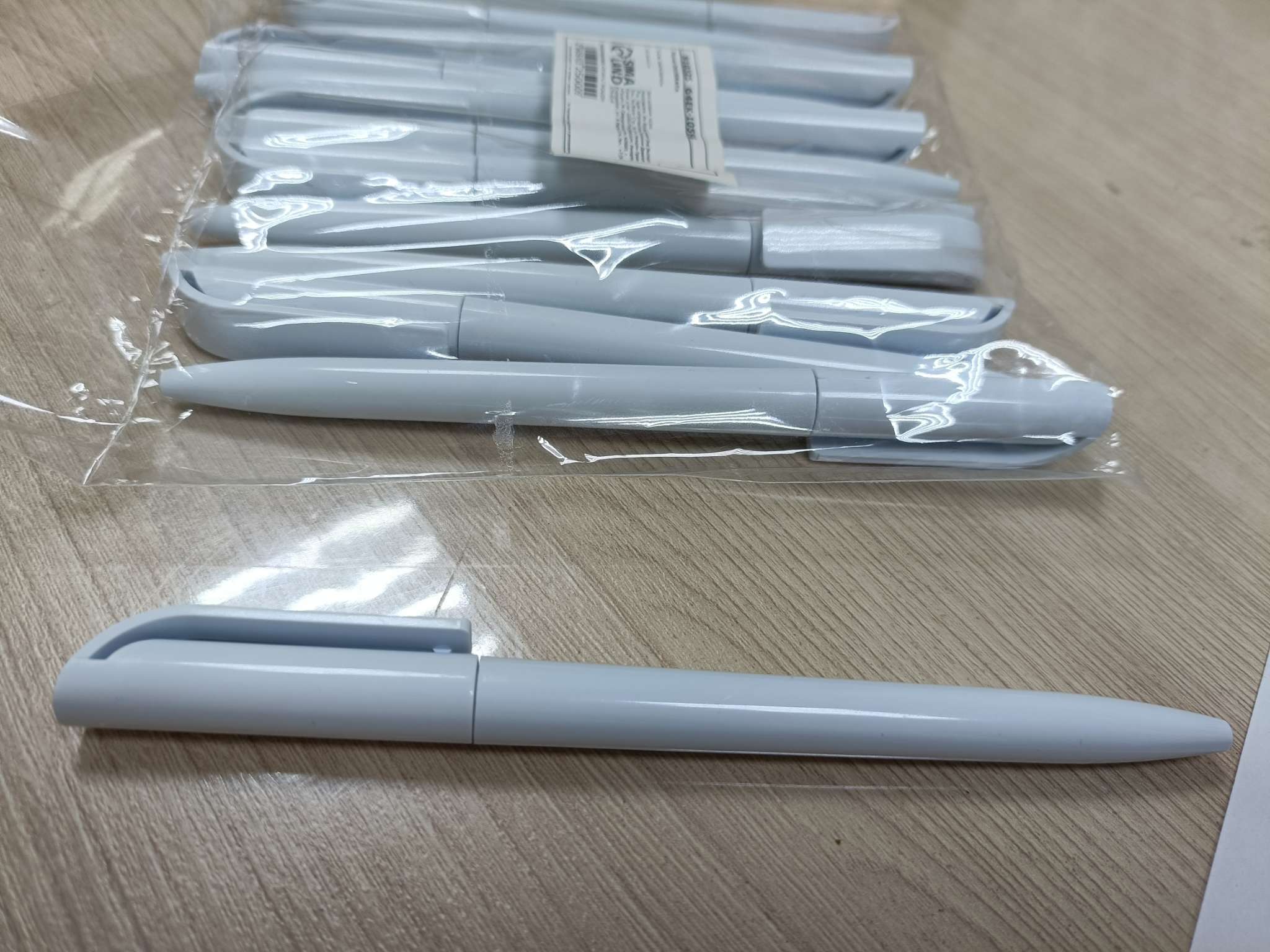 Фотография покупателя товара Ручка шариковая поворотная, 0.5 мм, стержень синий, белый корпус - Фото 1