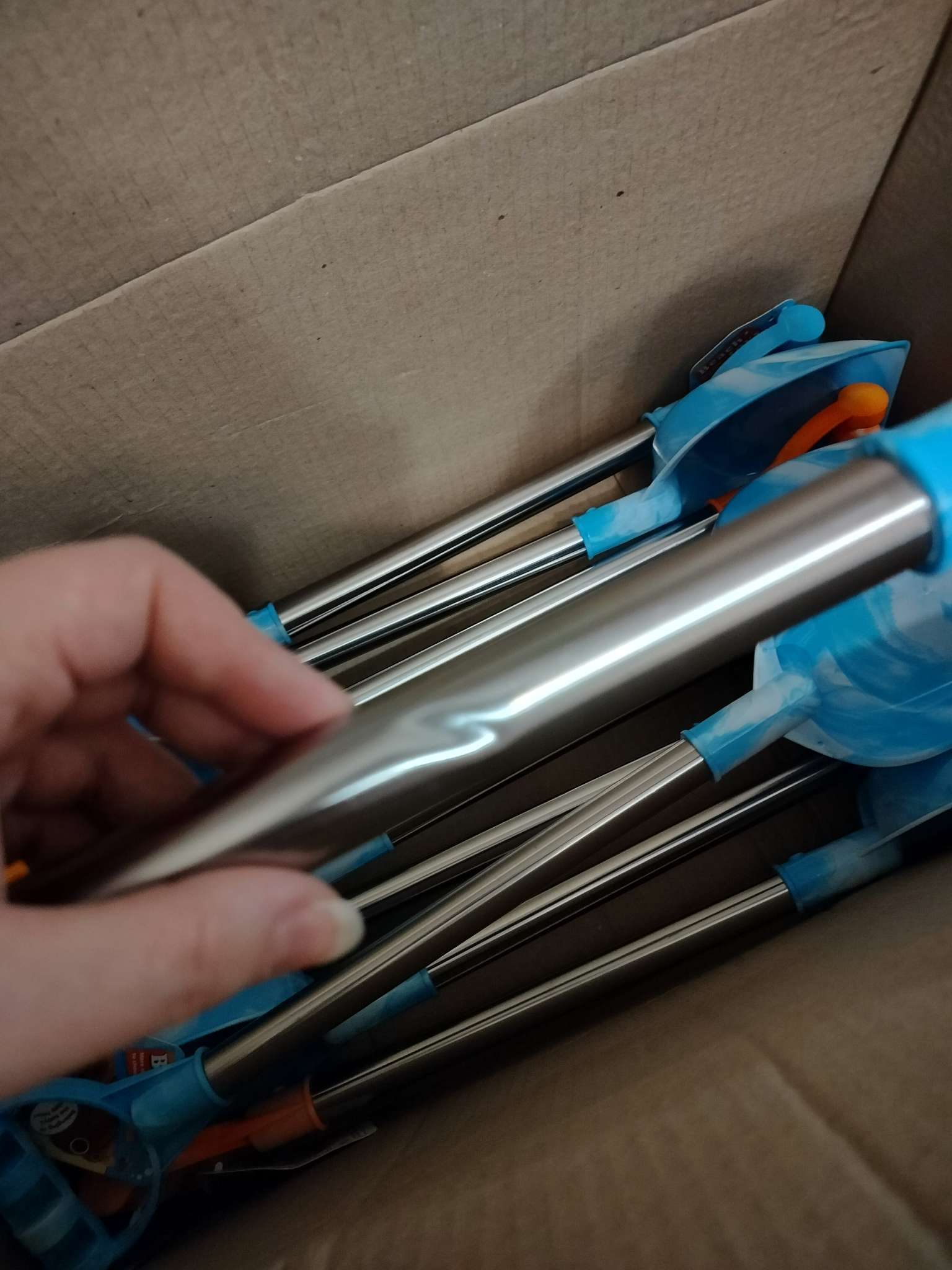 Фотография покупателя товара Лопатка с металлической ручкой «Зимние приключения», 57 см, МИКС - Фото 2